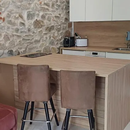 Lucia Stone House In The Center Of Modry Vila *