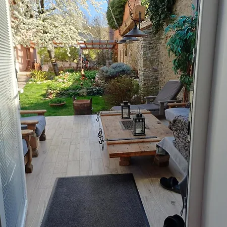 Vila Lucia Stone House In The Center Of Modry