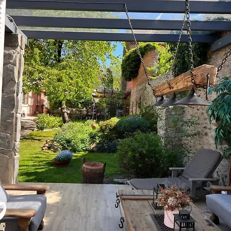 Vila Lucia Stone House In The Center Of Modry *