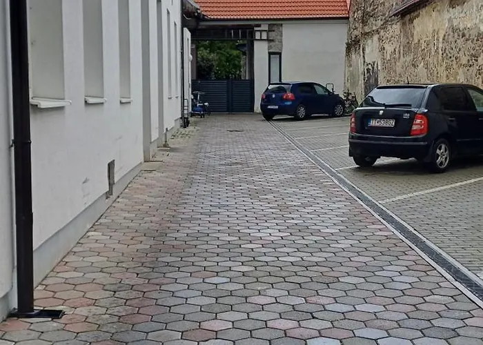 Villa Lucia Stone House In The Center Of Modry *