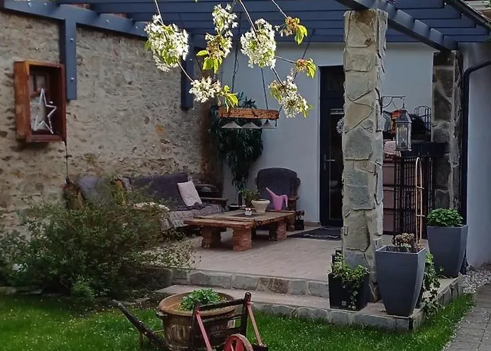 Lucia Stone House In The Center Of Modry Vila Modra