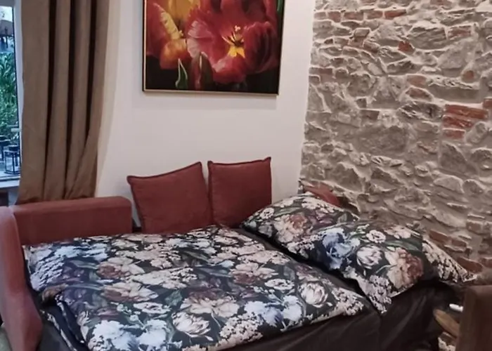 Villa Lucia Stone House In The Center Of Modry Modra